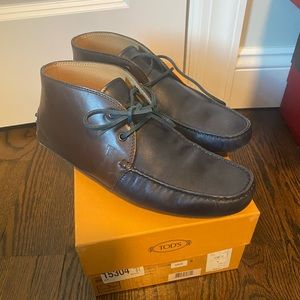 Tods high top two color moccasins